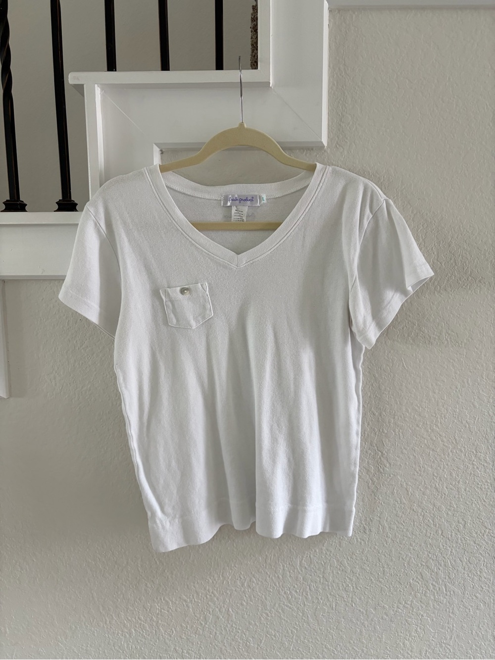 Women’s 100% Cotton White V-Neck Tee, Fresh Produce, L